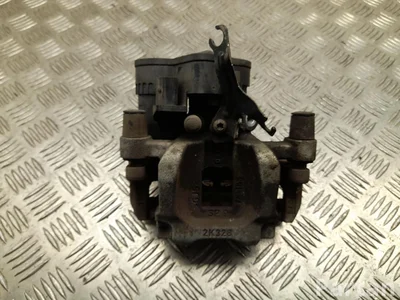 Land Rover M8D2-2K328-BB / M8D22K328BB Range Rover Evoque II L551 2023 Zacisk hamulca z tyłu z lewej - Zdjęcie 1