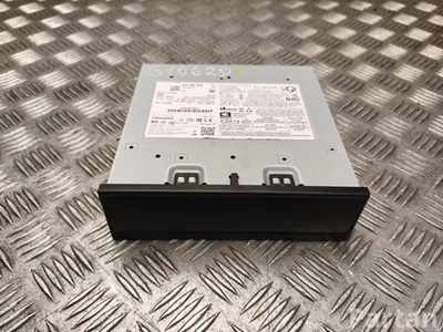 Volkswagen 572 035 816 / 572035816 PASSAT B9 Variant (CJ5) 2024 Control unit for navigation system - Image 1