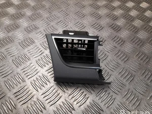 Renault 687519872R KANGOO III 2023 Évent Central