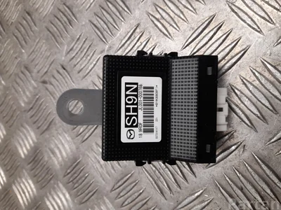 Mazda SH9N189R0F CX-5 (KF) 2020 unité de contrôle - Image 1