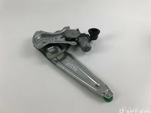 Toyota 85710-0D100 / 857100D100 YARIS (_P13_) 2017 Motor para subida de ventanas