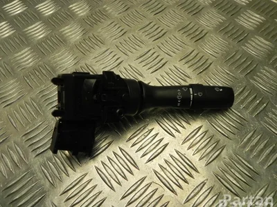 Toyota 05200-17F524 / 0520017F524 AVENSIS Saloon (_T27_) 2012 Levier /Interrupteur de lave-glace/nettoyage - Image 1