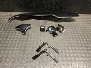 Tesla 100225410K, 104800900C, 103676700A, 0589-P1-000249, P100453205F, 102250600F / 100225410K, 104800900C, 103676700A, 0589P1000249, P100453205F, 102250600F MODEL X 2016 Tableau de bord complect Airbag du conducteur