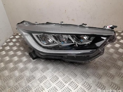 Toyota KOITOK0-7 / KOITOK07 Yaris P210 2024 Phare - Image 1