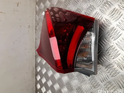 Toyota KOITO02-343 / KOITO02343 AURIS (_E18_) 2016 Feu arrière - Image 1