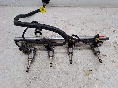 Hyundai 9041080014  353102B370 / 9041080014353102B370 Tucson (NX4) 2022 Unité pompe-injecteur - Image 1