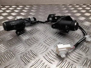 Lexus 82149-33040 / 8214933040 ES VII XZ10 2019 Bouton multifonction pour volant