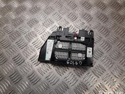 Porsche 95B 035 773 H / 95B035773H MACAN (95B) 2023 Bouton de chargement sans fil - Image 1