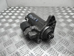 Volkswagen 020 911 024 A / 020911024A GOLF IV (1J1) 2001 Démarreur