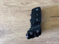 Volvo 31433417 S90 II 2017 Memory switch for seat adjustment