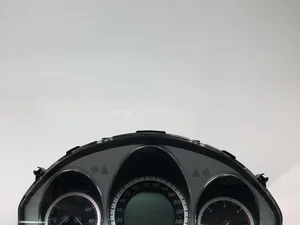 Mercedes-Benz A2049002105 C-CLASS (W204) 2012 Prietaisų skydelis (spidometras) mph km/h