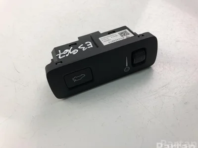 Volvo P31443873 XC60 II (246) 2019 Boot lid/tailgate button - Image 1