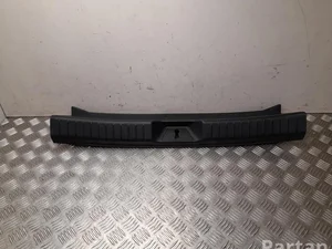 Mazda DN4J-6889X, K6269 / DN4J6889X, K6269 MX-30 DR 2022 Couvercle pour porte-cadenas