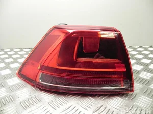 Volkswagen 5GM 945 095 B, 5GM 945 257, USA / 5GM945095B, 5GM945257, USA GOLF VII (5G1, BQ1, BE1, BE2) 2014 Feu arrière