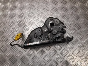 Volkswagen 760 823 301 F / 760823301F Touareg III CR 2024 Lankstas, gaubtas