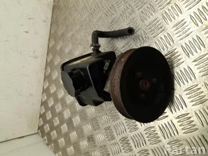 Mercedes-Benz 003 466 71 01 / 0034667101 VITO Bus (W639) 2008 Pompe de la directon assistée