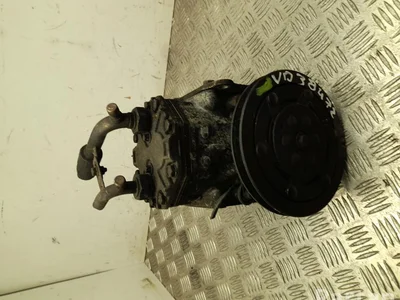 Mercedes-Benz S-CLASS (C126 Coupe) 1980 Compresseur de climatisation - Image 1