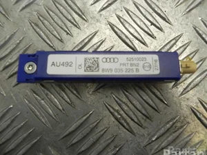Audi 8W9 035 225 B / 8W9035225B A4 Avant (8W5, B9) 2016 Antenne