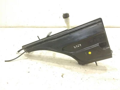 Maserati 670032343 LEVANTE 2017 Réservoir d'eau de nettoyage - Image 1