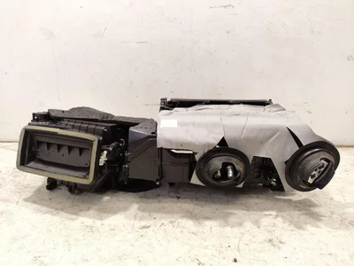 Porsche 972907521B, 971863884, 412650920 PANAMERA (971) 2018 Corps de soufflante - Image 1