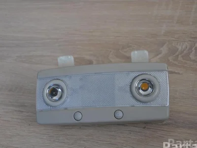 Dodge 1RJ04TRMAA ; 1RJ06TRMAA / 1RJ04TRMAA, 1RJ06TRMAA DURANGO (WD) 2016 Éclairage intérieur - Image 1