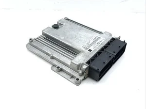 Land Rover M8A2-14C568-CA / M8A214C568CA Defender Station Wagon (L663) 2022 Control unit for engine