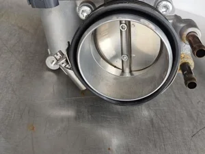 Land Rover K4P3-9F991-AA / K4P39F991AA RANGE ROVER VELAR (L560) 2021 Przepustnica