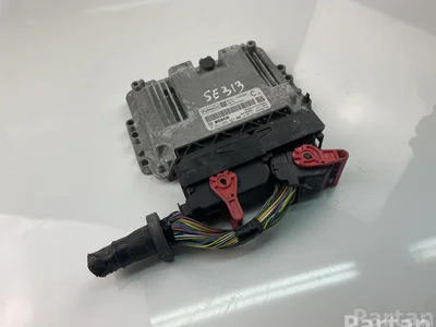 Ford BV61-12A650-C; 0261S09957 / BV6112A650C, 0261S09957 FOCUS III 2015 Unité de contrôle moteur - Image 1