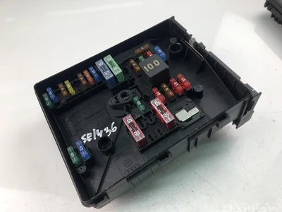 Volkswagen 2K5970331R CADDY IV Box (SAA, SAH) 2020 Boîte à fusibles - Image 1