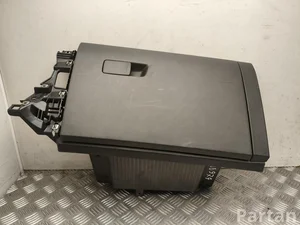Renault T0545361 KANGOO III 2021 Glove box