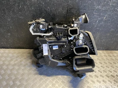 Tesla 1494714-10-I, 1671945-7L-B / 149471410I, 16719457LB Model Y 2021 Corps de soufflante - Image 1