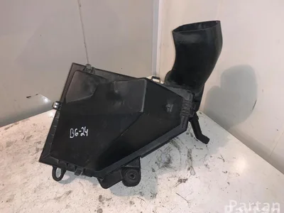 BMW 10991213 1 (E81) 2010 Boîtier de filtre à air - Image 1