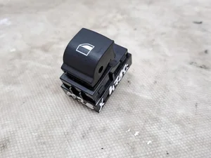 BMW 920810702 2 Gran Tourer (F46) 2018 Bouton de lève-vitre