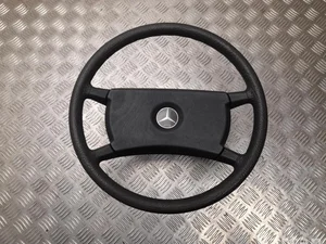 Mercedes-Benz A 126 464 00 17 / A1264640017 SL 107 1981 Volant