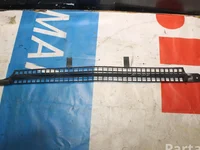 Volvo 8671374 XC90 I 2005 Grillades