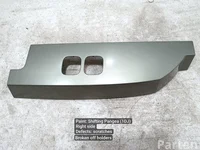 Land Rover L8B2-28660-ACW / L8B228660ACW Defender Station Wagon (L663) 2022 Other trim detail