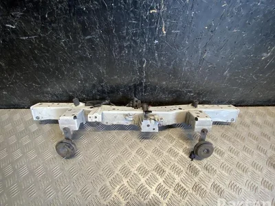 Toyota PRIUS PLUS (_W4_) 2019 Support pour porte-cadenas - Image 1