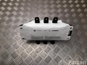 Mercedes-Benz A 206 860 74 01 / A2068607401 C-Class estate (S206) 2022 Priekinė keleivio oro pagalvė