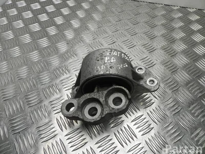 Fiat 00557036510 500L (351_, 352_) 2013 Support moteur - Image 1