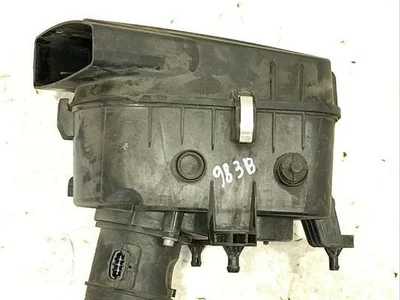 Maserati 670005844, 0280218281 GHIBLI (M157) 2015 Air Filter Housing - Image 1