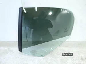 Maserati 43R-001582 / 43R001582 GRAN TURISMO 2011 Vidrio de la puerta Left Rear