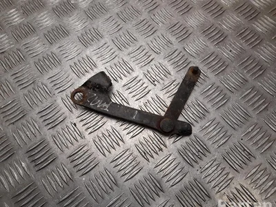 Mercedes-Benz 112R W110 200D 1965 Charnières du couvercle du coffre - Image 1