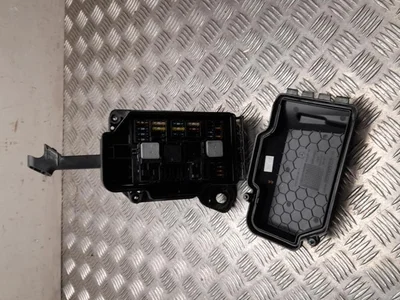 Mercedes-Benz A1675404501, A1679067303 GLE (W167) (2019 ...) 2019 Sicherungkasten - Bild 1