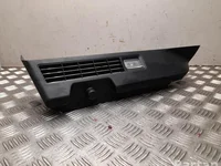 Mazda DFR5 6886Z / DFR56886Z CX-30 DM 2022 Autres pièces intérieures