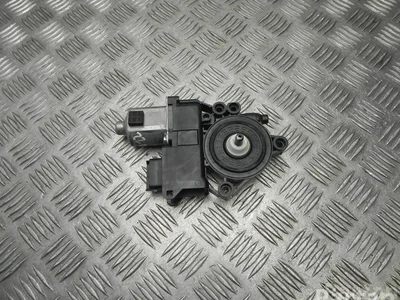 Kia 82450-J7710 / 82450J7710 PRO CEE'D  III (CD) 2021 Moteur de lève-vitre Left Front - Image 1