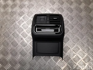 Volkswagen 3G0 857 100 H, 11A 907 049 / 3G0857100H, 11A907049 PASSAT Variant (3G5) 2022 Luftdüse hinten