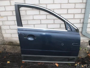 Volvo XC70 II 2010 Дверь спереди справа