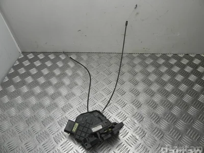 Mazda 3N6A-A26413-B / 3N6AA26413B 3 Saloon (BK) 2005 Serrure de porte - Image 1