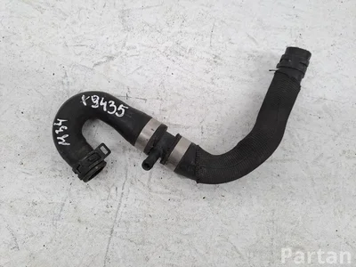 Mercedes-Benz A2058300101 C-CLASS (W205) 2016 Conducto del refrigerante - Imagen 1