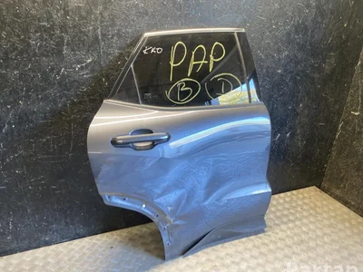 Lexus LBX 2025 Porte Right Rear - Image 1